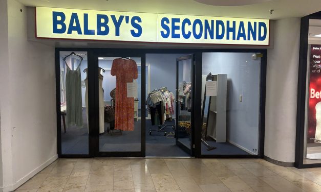 ‘’Het is meer dan een winkel’’: Balby’s Secondhand verdwijnt uit Cityplaza.
