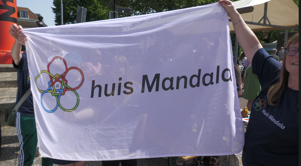 Huis Mandala als goed doel bij de IJsselsteinloop