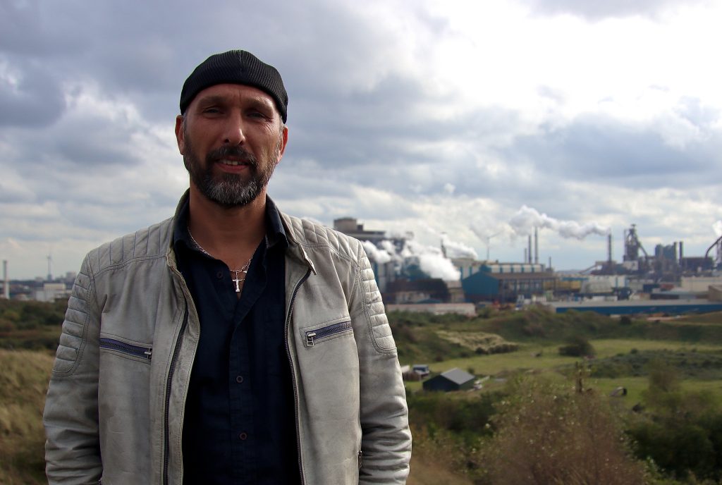 Doorzetter Mendes Stengs keert na ontslag terug bij Tata Steel en blikt terug op documentaire STAAL: ‘Je moet niet overal alleen maar in meegaan’