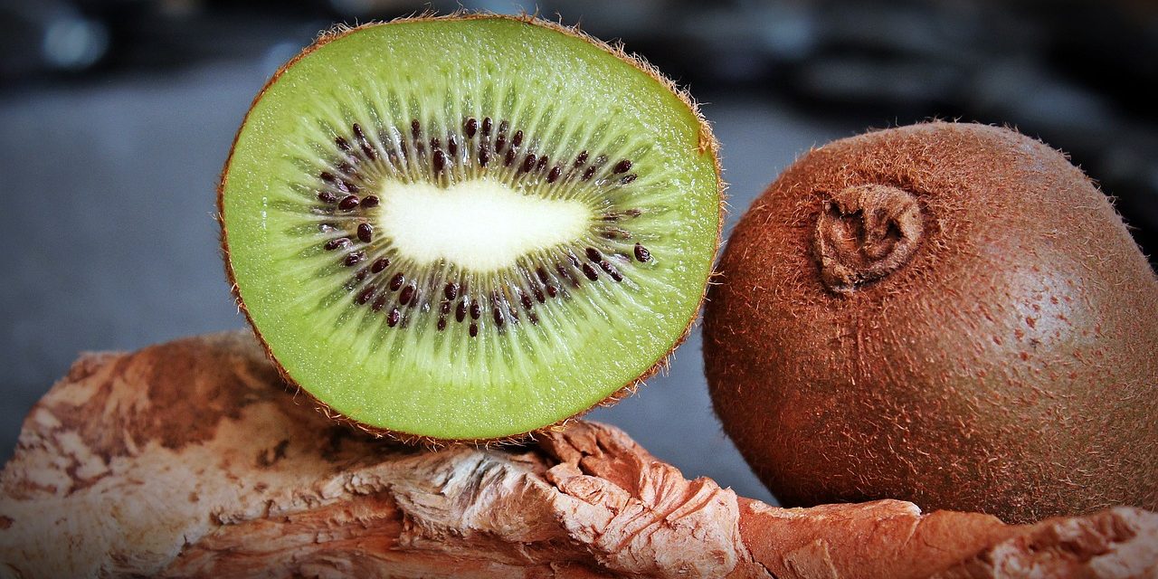 Fact-check: Kiwi’s eten stimuleert een goede nachtrust
