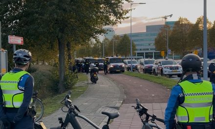 ME ingezet tijdens koranverbranding Hoofddorp