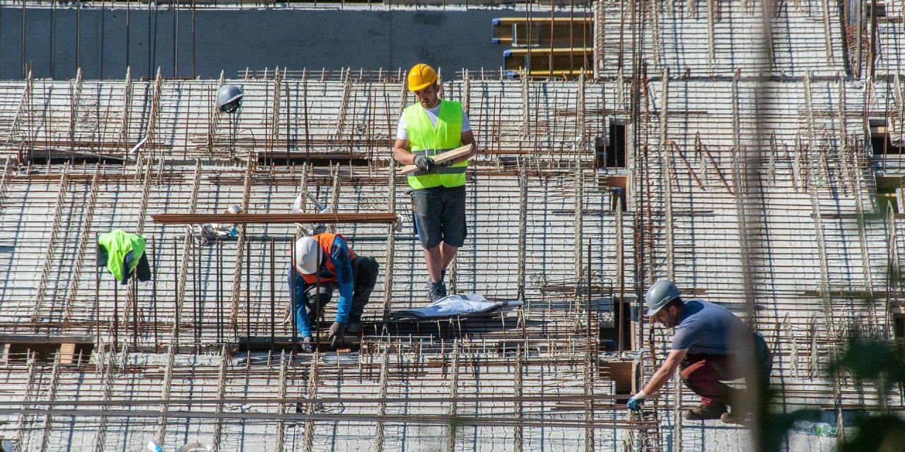 Factcheck: Geen zorgen, er gaan (nog) geen 60.000 bouwvakkers met pensioen