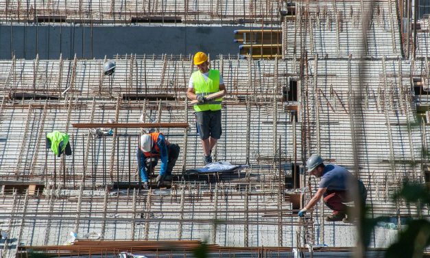 Factcheck: Geen zorgen, er gaan (nog) geen 60.000 bouwvakkers met pensioen