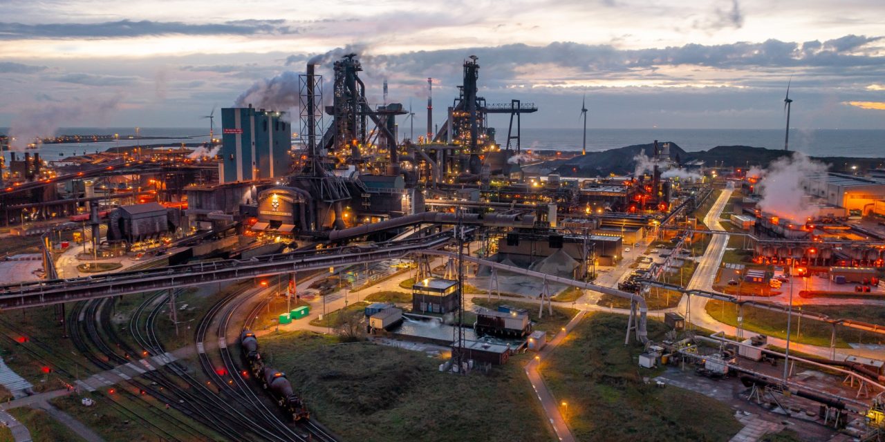 Factcheck: Hoeveel stoot Tata Steel écht uit?