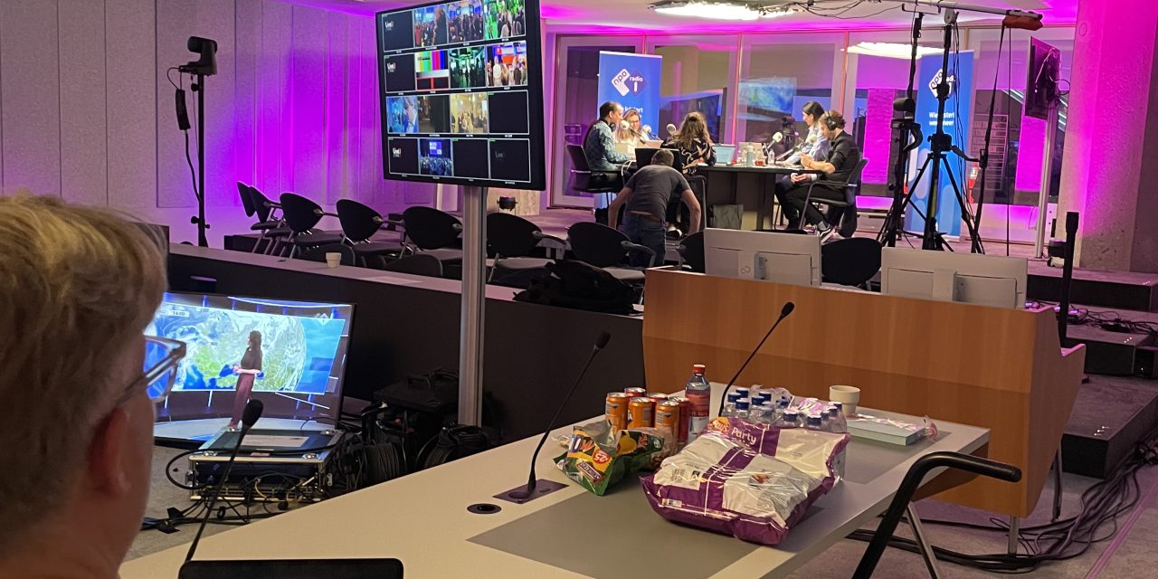 De NOS aan het Werk: Verkiezingsavond in Den Haag