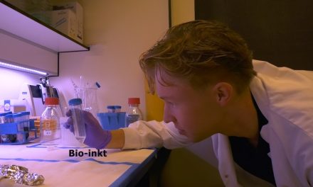 Levend weefsel geprint door een printer met ‘ogen’ en ‘hersenen’.