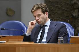 Minister Karremans lanceert campagne tegen spionage