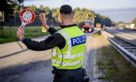 De Duitse grenscontrollers verlengd tot september: ‘Ik zou zeggen dat het grotendeels voor de bühne is’