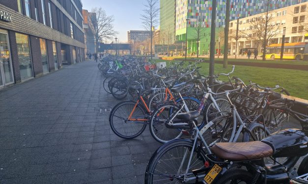 Factcheck: Krijgen asielzoekers in azc’s gratis een fatbike van het COA?