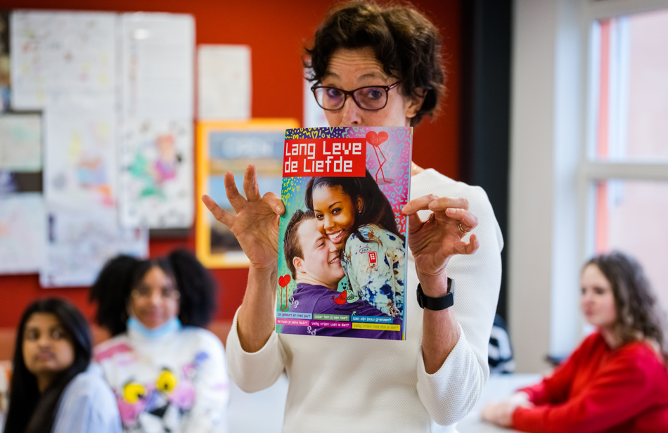 Factcheck: Relationele en seksuele vorming (RSV/CSE) maakt kinderen niet seksueel actiever.