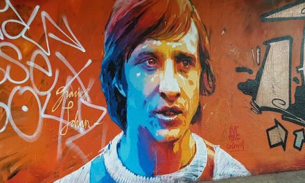 10 jaar zonder Johan Cruijff, maar nog altijd zijn de invloeden van Cruijff merkbaar