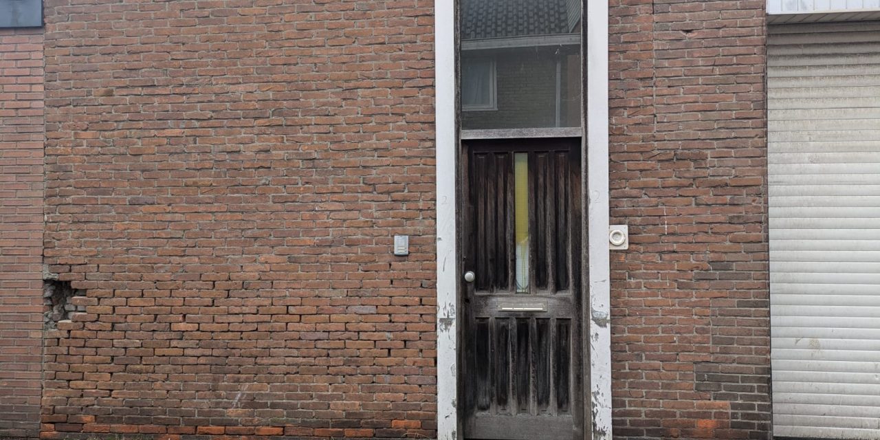 Woningtekort forceert studenten om te gaan hospiteren, wat doet dit met hun welzijn?