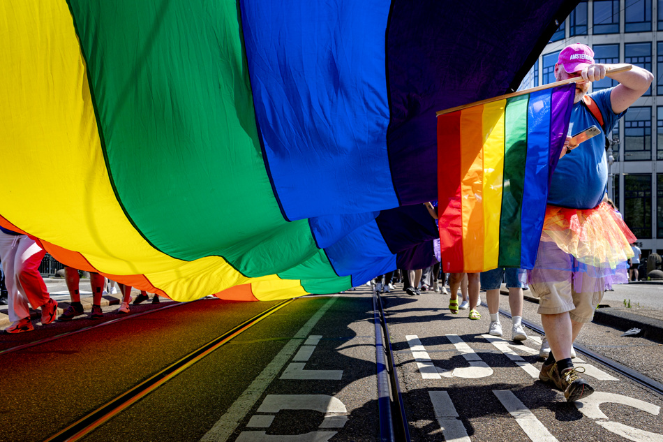 Veroorzaakt migratie de dalende homoacceptatie onder jongeren, zoals Mona Keijzer stelt?