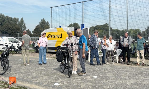Hoe zorg je ervoor dat ouderen zo lang mogelijk zelfstandig blijven functioneren in een tijd waarin ouderen steeds ouder worden?