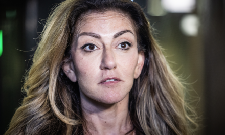 VVD in peilingen op slechtse resultaat in twintig jaar: Yesilgöz blijft ‘gewoon’ partijleider