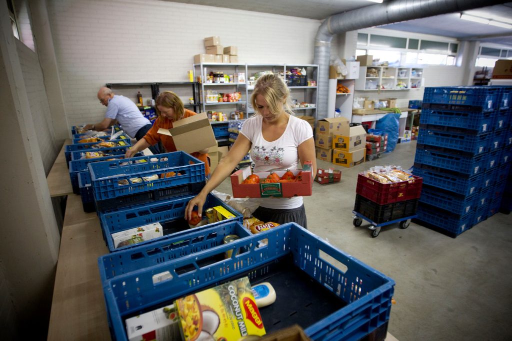 Geen tekorten bij Voedselbank Zeist door warme banden met leveranciers