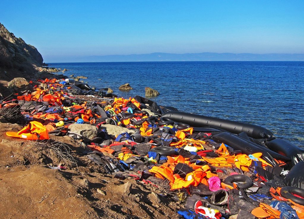 EU sluit migratiedeals: ‘We verschuiven alleen het probleem’