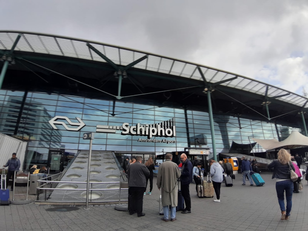 Is zakelijk vliegen nog wel van deze tijd?