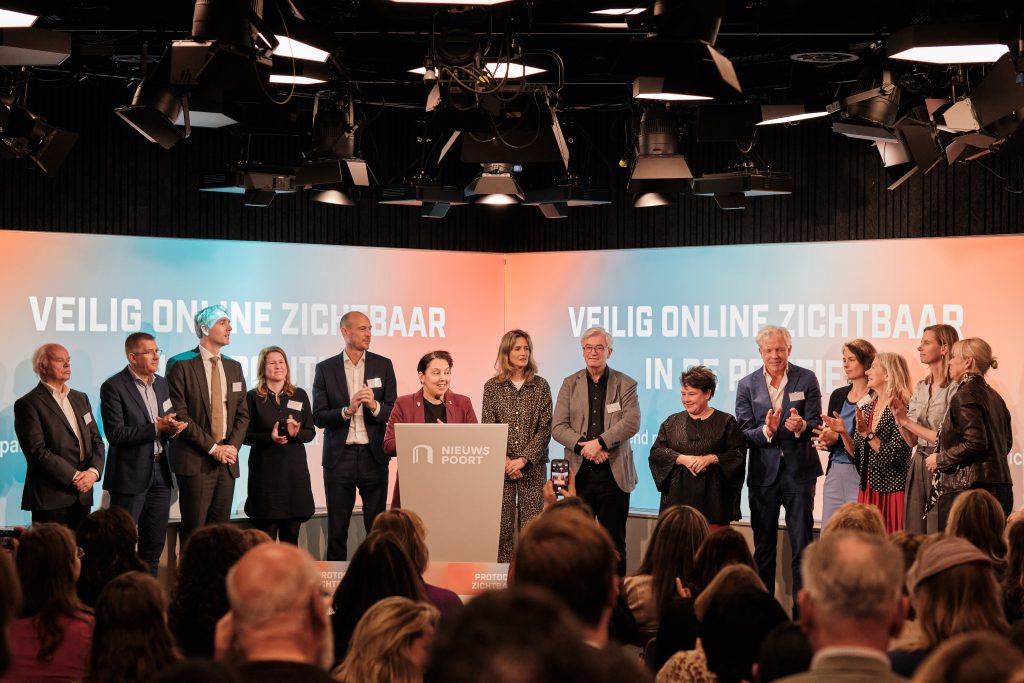 Gezamenlijke norm tegen digitale intimidatie