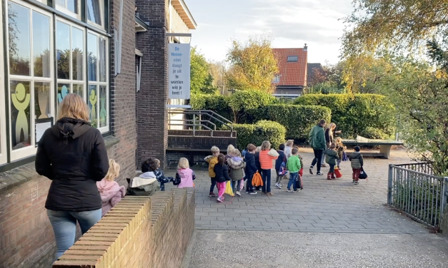 Wordt de basisschool juf genoeg gewaardeerd?