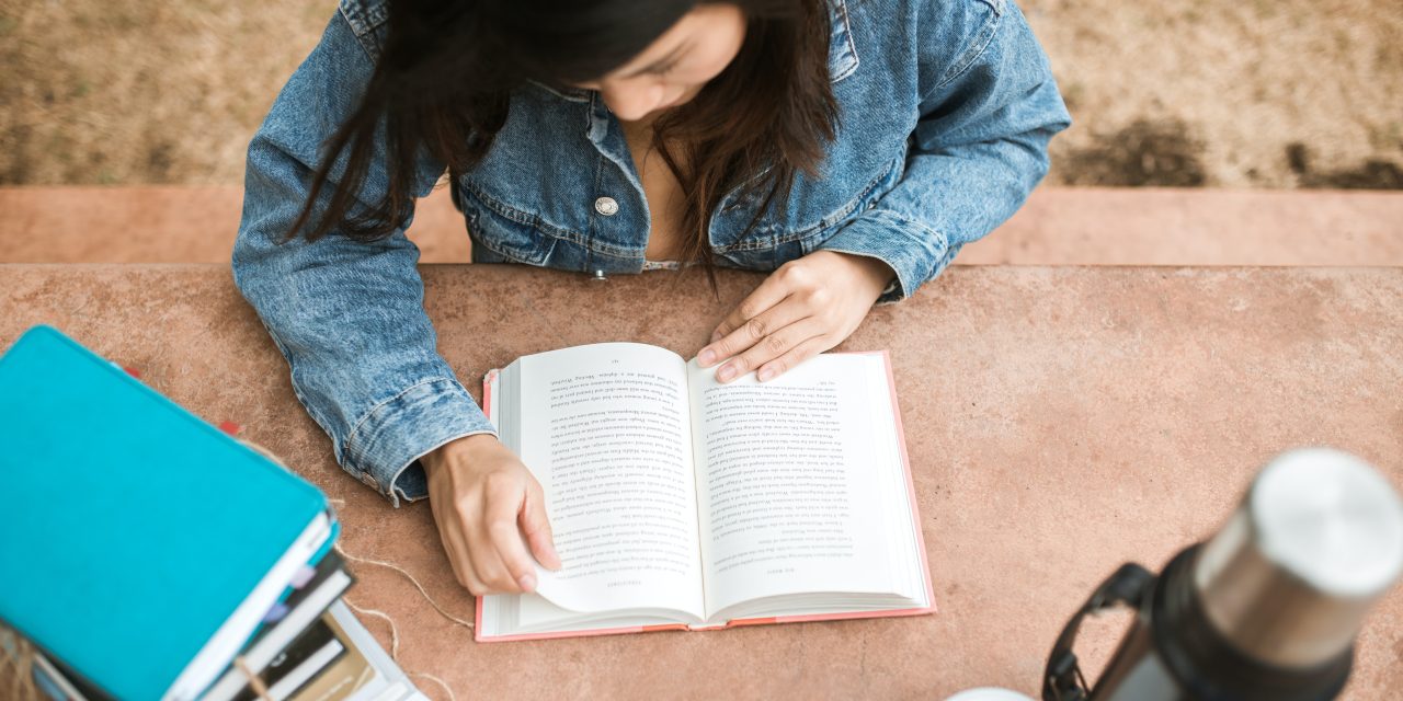 De invloed van ‘Booktok’ op het leesgedrag van jongeren