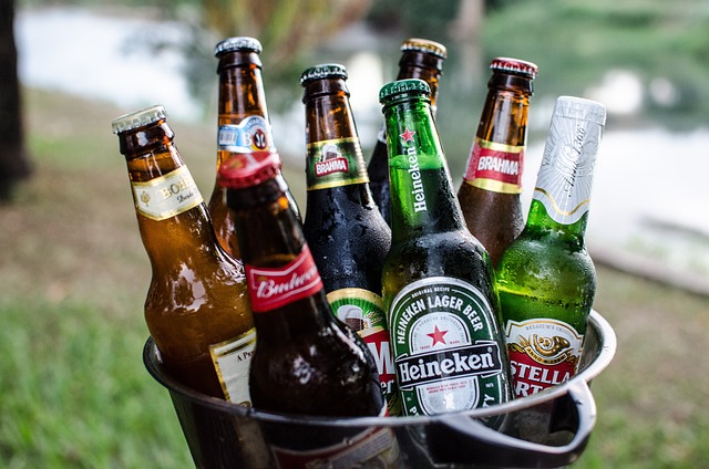 Brouwen onder druk: hoe biermerken omgaan met prijsstijgingen