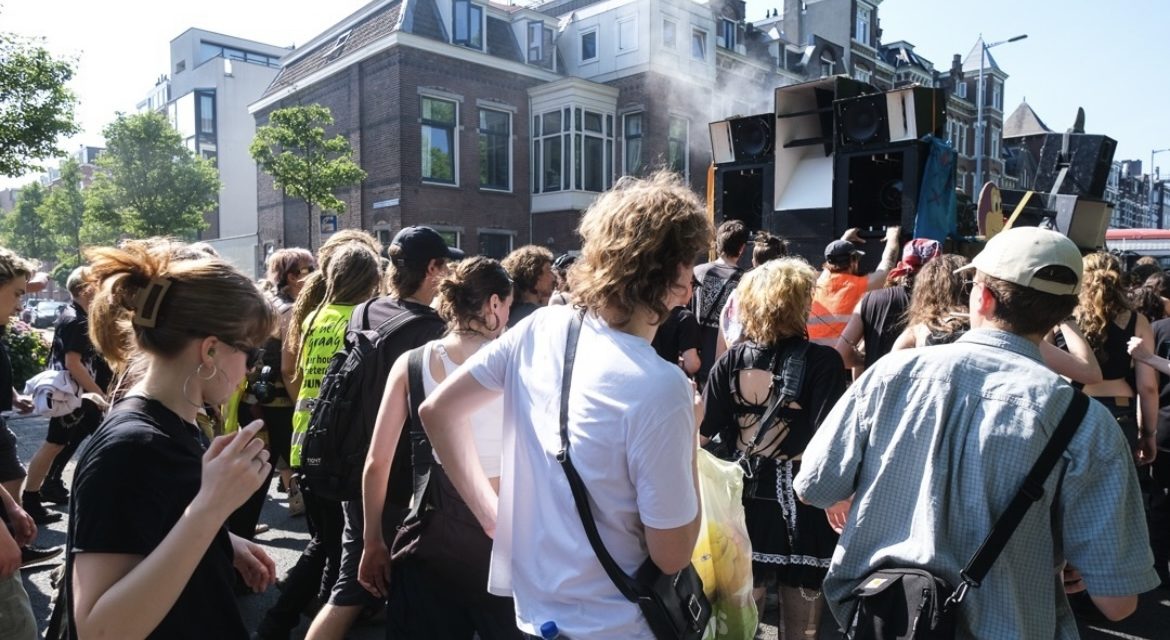 Beschermd: Rave voor de Rafelranden: Hoe een cultuurrave escaleerde in Utrecht