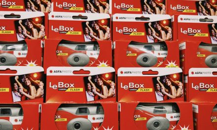 De analoge golf: waarom jongvolwassenen weer kiezen voor filmrolletjes en lp’s
