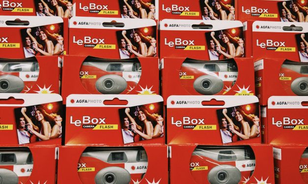 De analoge golf: waarom jongvolwassenen weer kiezen voor filmrolletjes en lp’s