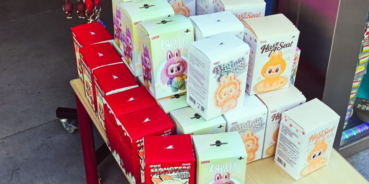 Van schattige poppetjes naar gokgedrag: de hype en risico’s van blind boxes