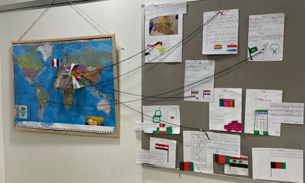 Nieuwkomers buiten beeld: onderwijs ondergesneuveld in de verkiezingsplannen