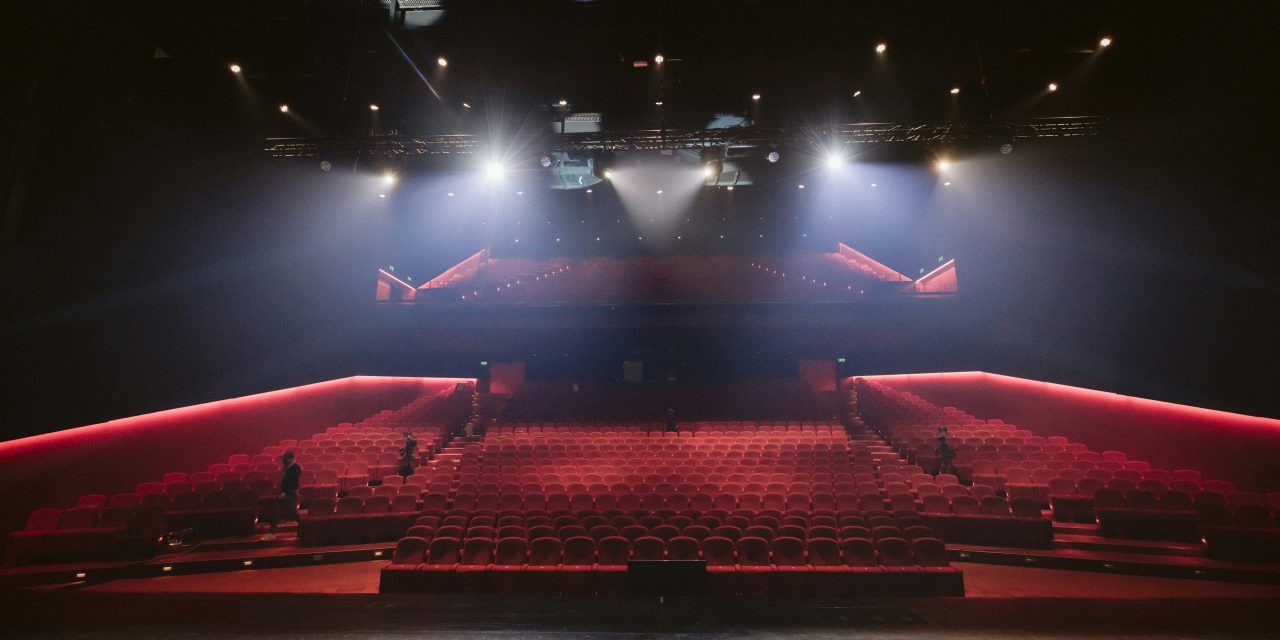 Podiumzalen zo goed als opgekrabbeld uit coronadip