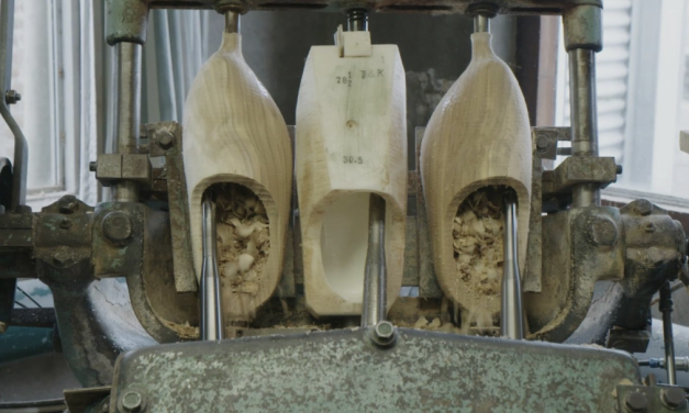 Vasthouden tot het hout het begeeft