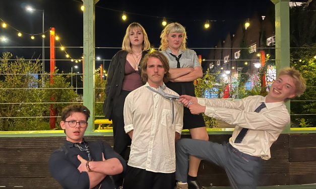 Punkband Naaimachine maakt woede hoorbaar