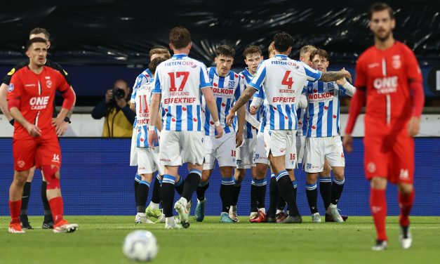 Eigen doelpunt nekt Almere City tegen 10 Frieze