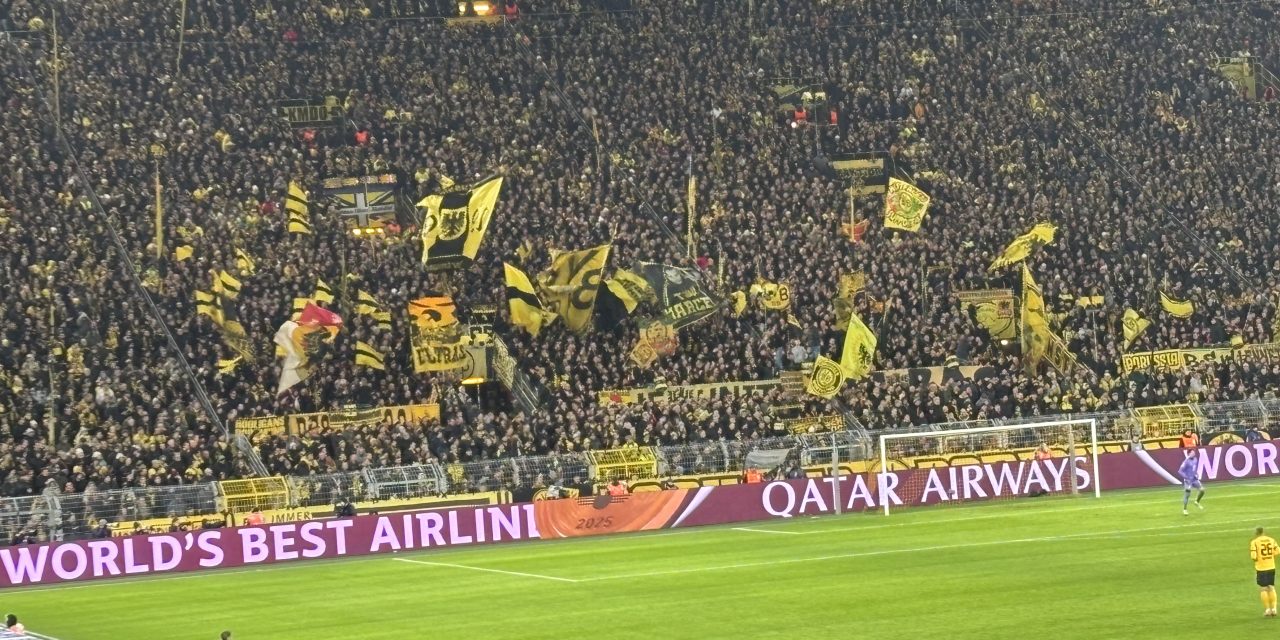 Dortmund zet met thuiswinst tegen Atalanta (2-0) goede stap richting de achtste finale