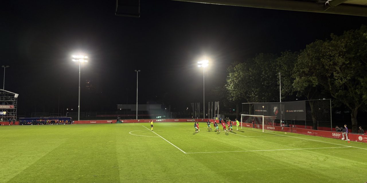 VVV-Venlo straft Jong FC Utrecht genadeloos af met dodelijke efficiëntie