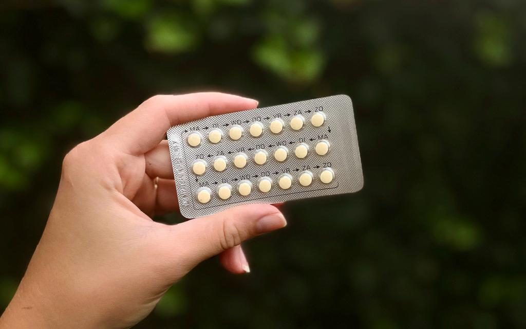 Groeiend aantal vrouwen stopt met de anticonceptiepil door misinformatie op social media