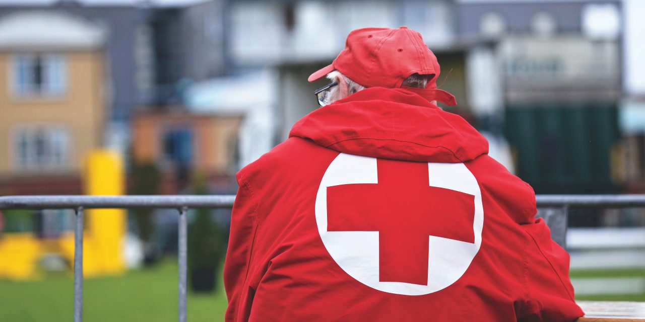 AED’s langs de sportvelden: “Het kan van levensbelang zijn.”
