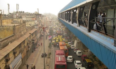 Luchtvervuiling verstikt New Delhi