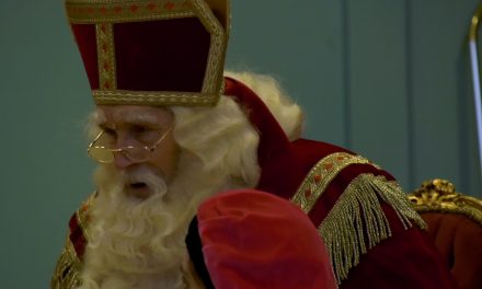 Sinterklaas en WOLKENTHEATER Verspreiden Magie en Vreugde in Nederlandse AZC’s