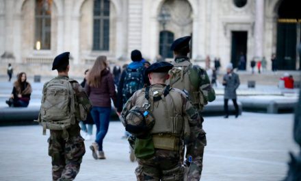 Franse veiligheidsstatus op scherp: terreurdreiging bereikt hoogste niveau