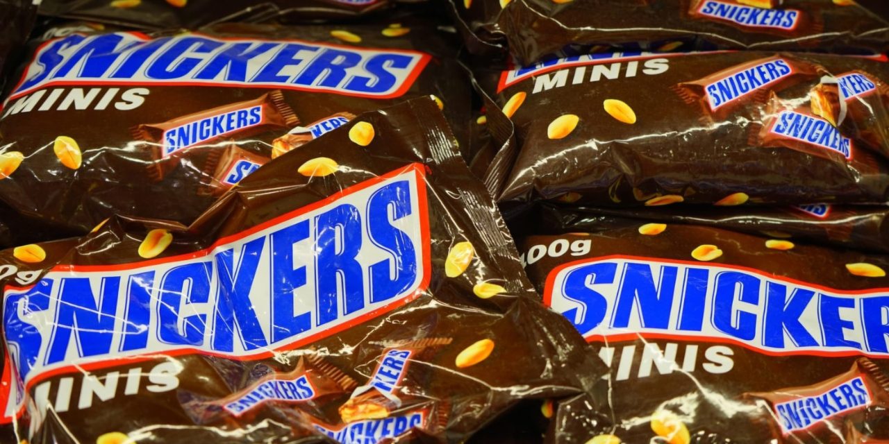 Factcheck: nee, je kunt niet beter een Snickers eten dan een proteïnereep