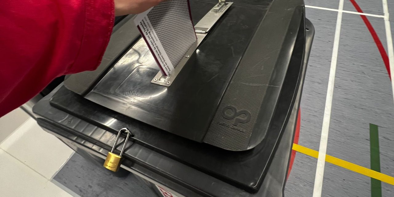 Factcheck: 91% van de mensen met dementie wil dolgraag blijven stemmen