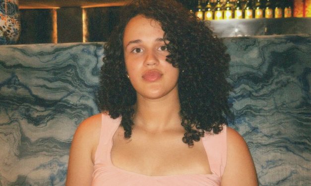 In gesprek met Gianny Osinga over opgroeien in een pleeggezin