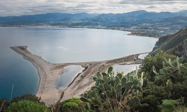 De brug die Sicilië al decennia is beloofd