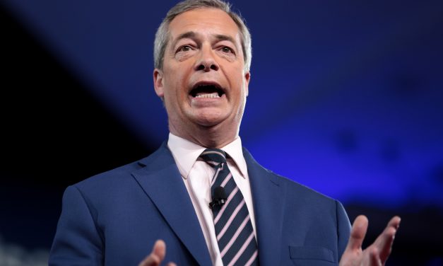 Tegen de elite, gesteund door cryptomiljoenen: hoe zit dat bij Farage?