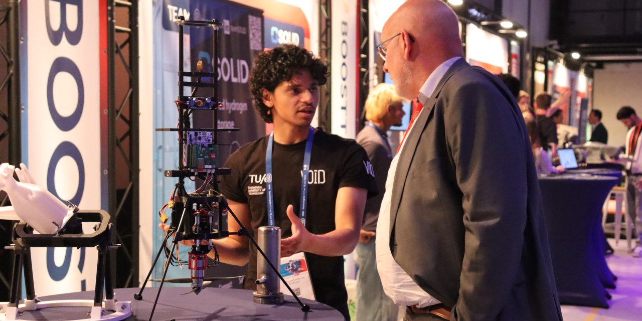 Kijk omhoog, maar ook naar beneden: de World Space Week