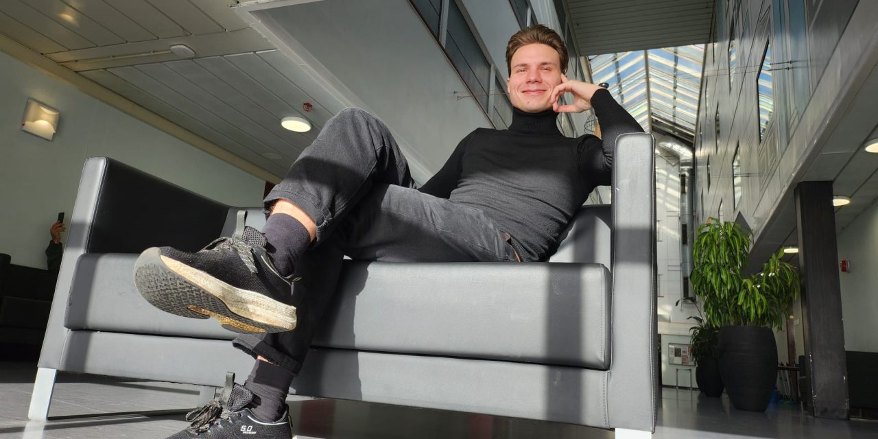 Queer vluchteling Aleksandr vond in Nederland de vrijheid om zichzelf te zijn