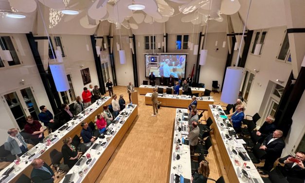 Gemeenteraad verwerpt twee moties over asielopvang